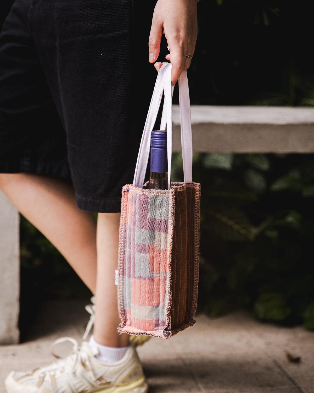 12/10 WINE BAG IN MOMO