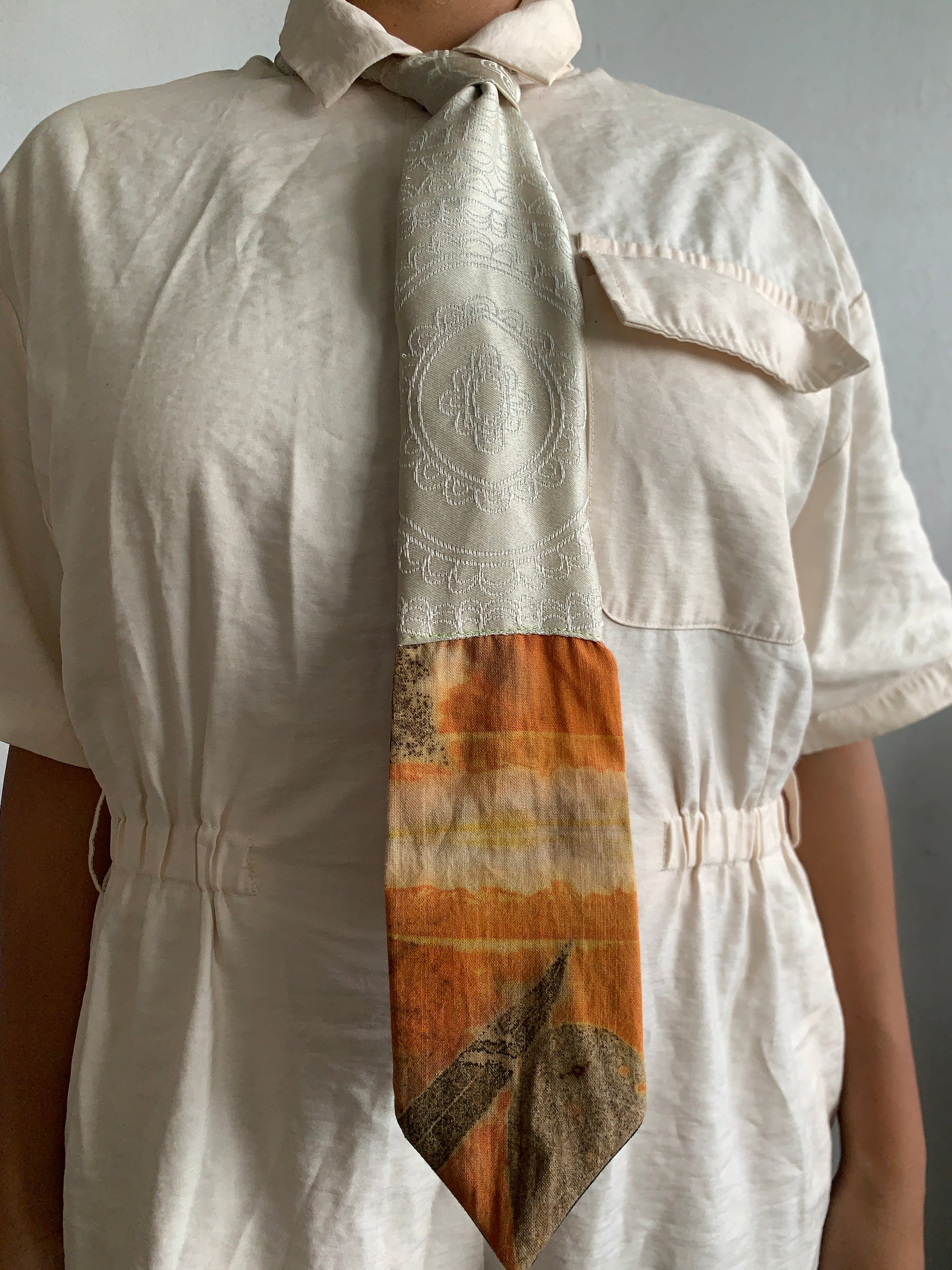 Necktie 33a