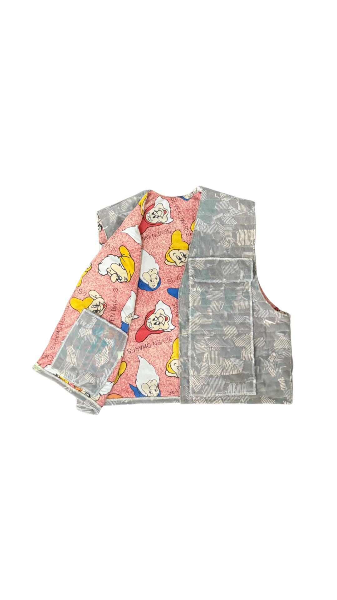 DANCE DANCE RIOTASO - ICE KENDI MULTI-POCKET VEST 01