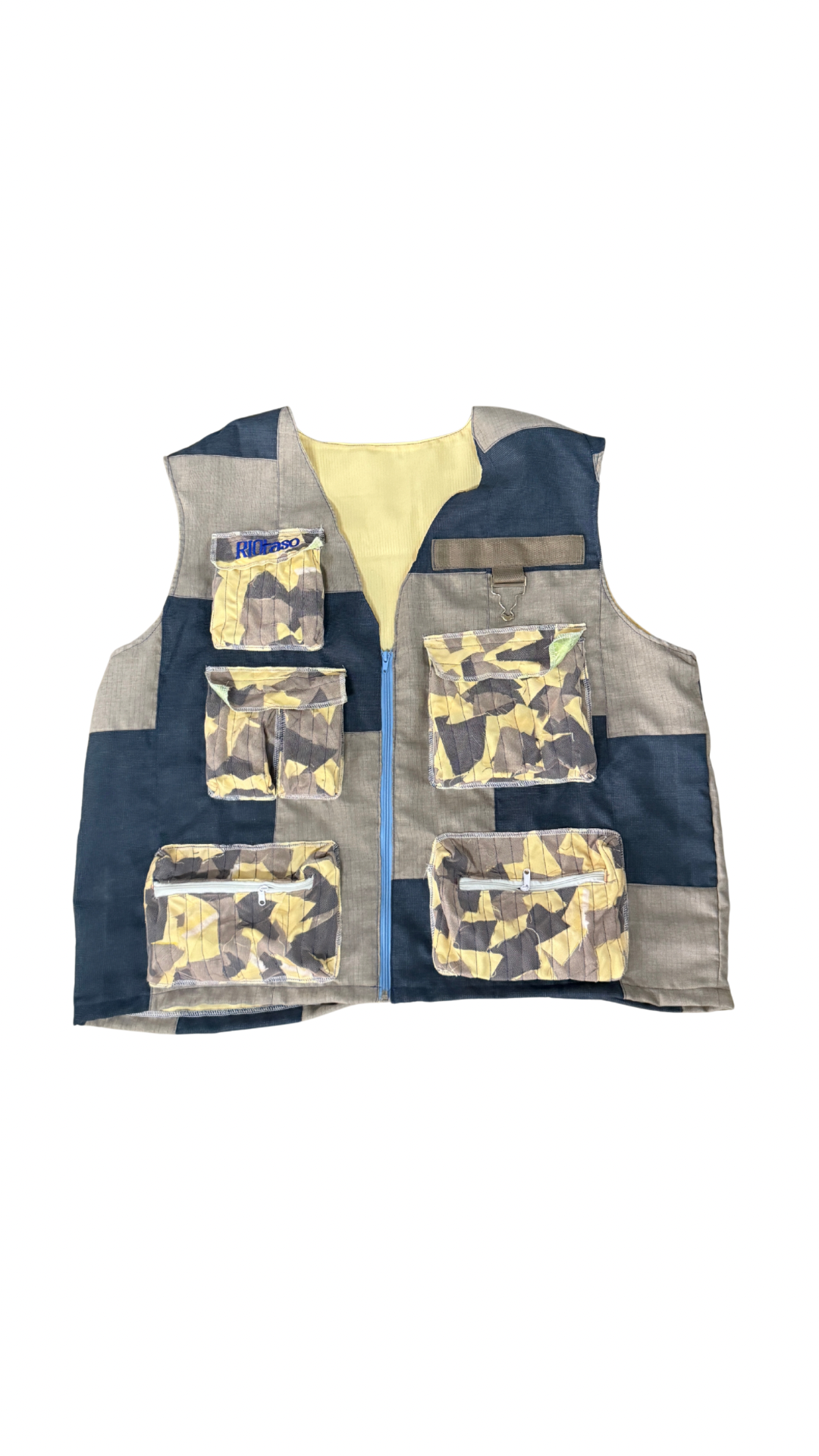 DANCE DANCE RIOTASO - ICE KENDI MULTI-POCKET VEST 05