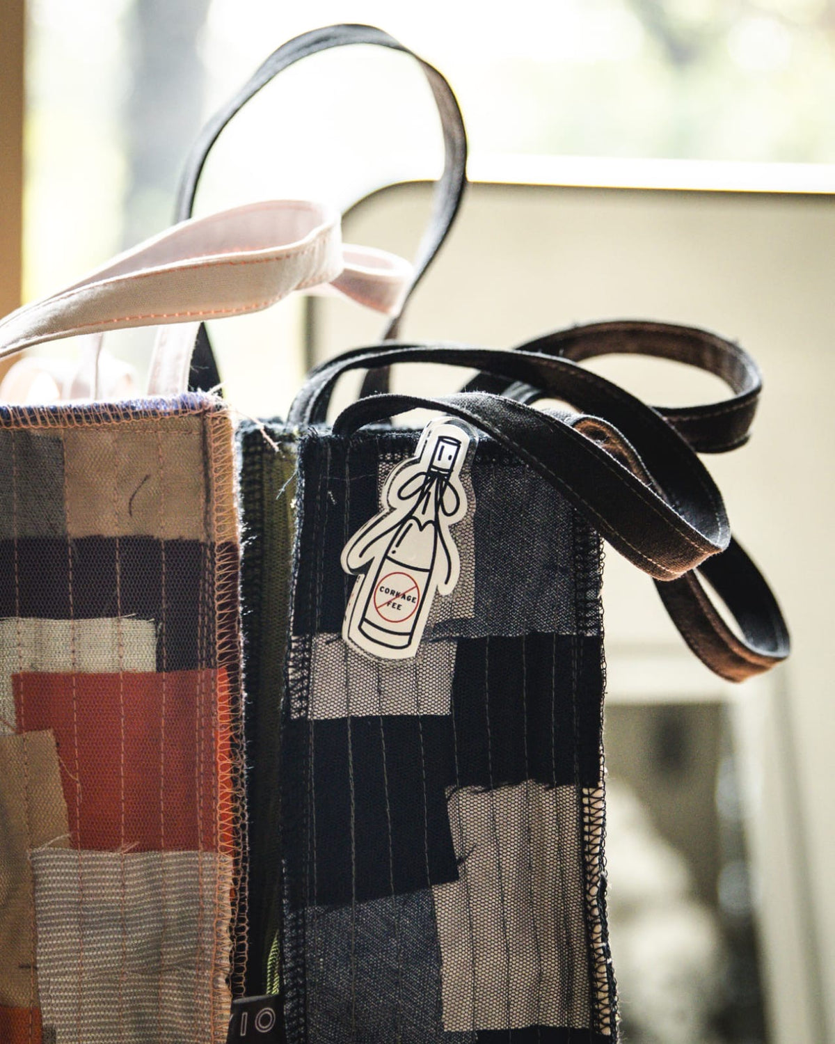 12/10 CORKAGE WAIVER WINE BAG