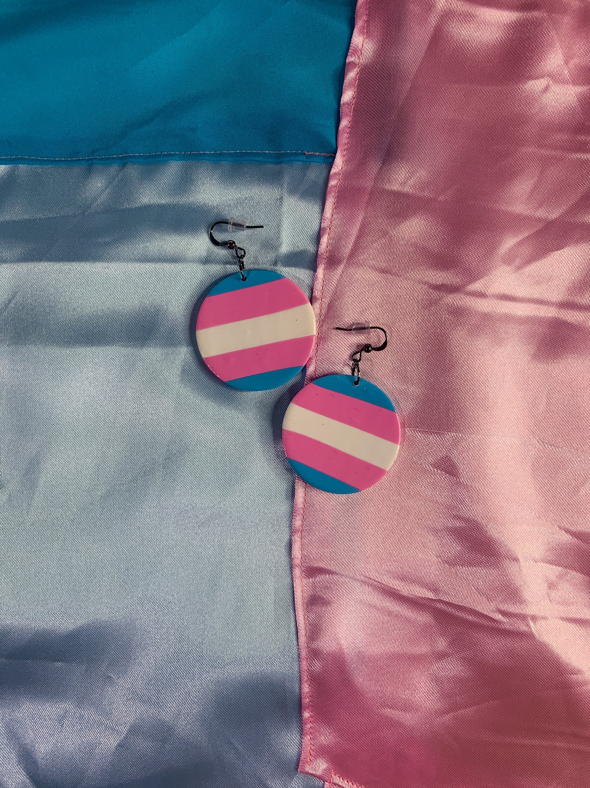 RIOtaso Rainbow Anting - Transgender